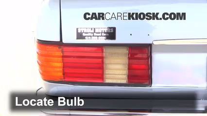 1981 Mercedes-Benz 380SEL 3.8L V8 Sedan (4 Door) Éclairage Feux de marche arrière (remplacer une ampoule)