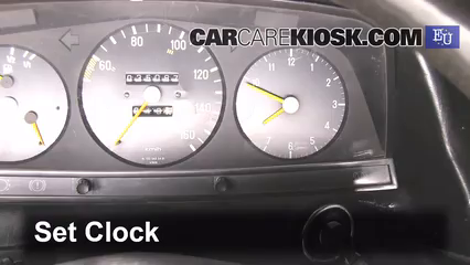 1983 Mercedes-Benz 200D 2.0L 4 Cyl. Diesel Clock