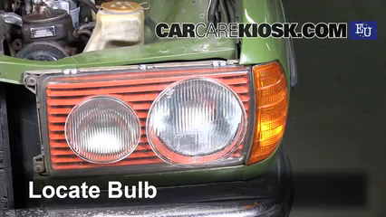 1983 Mercedes-Benz 200D 2.0L 4 Cyl. Diesel Éclairage Feu antibrouillard (remplacer l'ampoule)