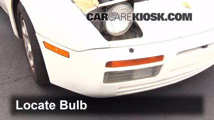 1987 Porsche 944 Turbo 2.5L 4 Cyl. Turbo Éclairage Feu clignotant avant (remplacer l'ampoule)