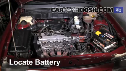 1993 Opel Astra F 1.4L 4 Cyl. Battery Replace