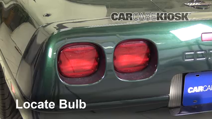 1995 Chevrolet Corvette 5.7L V8 Hatchback Éclairage Feu stop (remplacer ampoule)