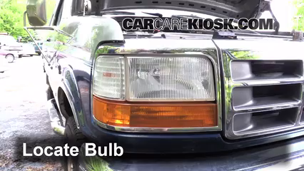 1995 Ford F-250 XL 7.5L V8 Standard Cab Pickup (2 Door) Éclairage Feux de route (remplacer l'ampoule)