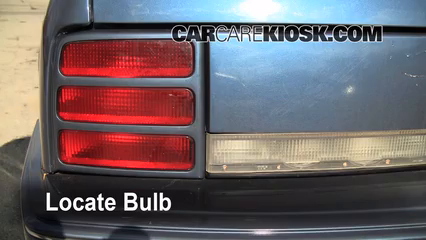 1996 Oldsmobile Cutlass Ciera 3.1L V6 Sedan Éclairage Feux de marche arrière (remplacer une ampoule)