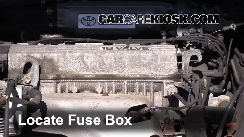 1996 toyota camry cigarette lighter fuse 1994-1996 fusebox engine RELAY BLOCK JUNCTION oem d40 Replace a Fuse: 1996 Toyota