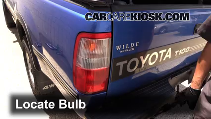 1996 Toyota T100 SR5 3.4L V6 Extended Cab Pickup Éclairage Feux de marche arrière (remplacer une ampoule)
