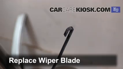 Front Wiper Blade Change Renault Laguna (1994-2001) - 1997 Renault 