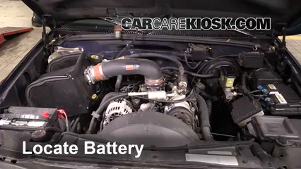 1997 Chevrolet Tahoe 5.7L V8 Batería Limpiar batería y terminales