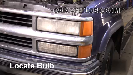 1997 Chevrolet Tahoe 5.7L V8 Luces Luz de carretera (reemplazar foco) 