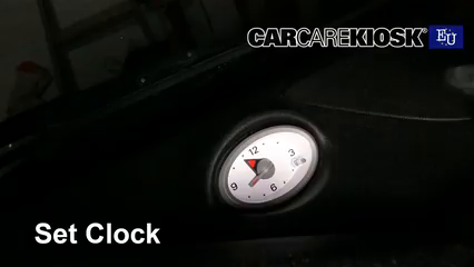 1997 Ford Ka Silver 1.3L 4 Cyl. Clock