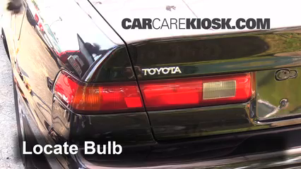 1998 Toyota Camry XLE 3.0L V6 Éclairage Feux de marche arrière (remplacer une ampoule)