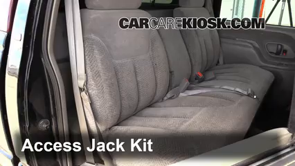 1999 Chevrolet K3500 LS 7.4L V8 Crew Cab Pickup (4 Door) Jack Up Car
