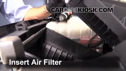 Air Filter How-To: 1999-2007 Chevrolet Silverado 1500 - 2005 Chevrolet ...