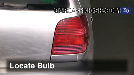 2000 Volkswagen Polo 1.0L 4 Cyl. Éclairage Feu clignotant arrière (remplacer l'ampoule)