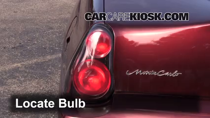 2001 Chevrolet Monte Carlo LS 3.4L V6 Éclairage Feu clignotant arrière (remplacer l'ampoule)