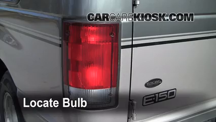 2001 Ford E-150 Econoline Club Wagon XLT 5.4L V8 Éclairage Feu stop (remplacer ampoule)