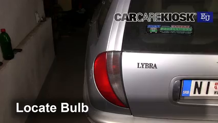 2001 Lancia Lybra JTD Station Wagon 1.9L 4 Cyl. Turbo Diesel Luces Luz trasera (reemplazar foco)