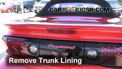 2001 Pontiac Firebird 3.8L V6 Convertible Neumáticos y ruedas Cambiar un neumático pinchado