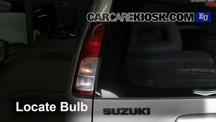 2001 Suzuki Ignis GL 1.3L 4 Cyl. Éclairage Feux de marche arrière (remplacer une ampoule)