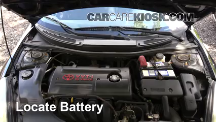 2001 Toyota Celica GT 1.8L 4 Cyl. Batterie Changement