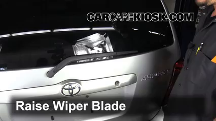 2001 Toyota Highlander 3.0L V6 Windshield Wiper Blade (Rear) Replace Wiper Blade