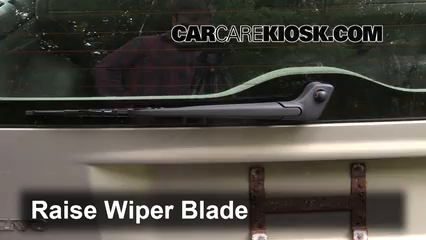 2001 Volvo V70 2.4L 5 Cyl. Windshield Wiper Blade (Rear)