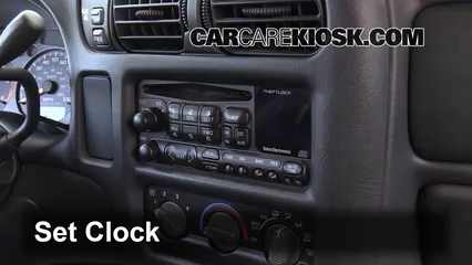 2002 Chevrolet S10 LS 4.3L V6 Crew Cab Pickup (4 Door) Reloj Fijar hora de reloj