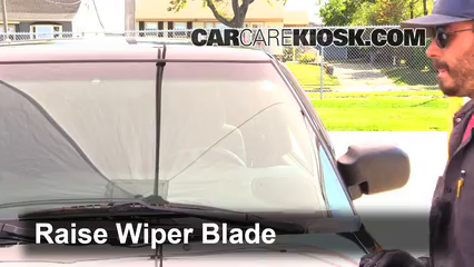 Front Windshield Wiper Blade Change: 1999 Chevrolet S10 2.2L 4 Cyl