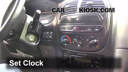 2002 Kia Sportage 2.0L 4 Cyl. Sport Utility (4 Door) Clock