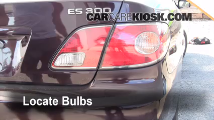 2002 Lexus ES300 3.0L V6 Éclairage Feux de position arrière (remplacer ampoule)