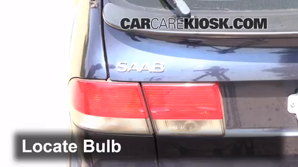 2002 Saab 9-3 SE 2.0L 4 Cyl. Turbo Hatchback (4 Door) Éclairage Feux de marche arrière (remplacer une ampoule)
