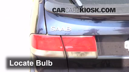 2002 Saab 9-3 SE 2.0L 4 Cyl. Turbo Hatchback (4 Door) Éclairage Feu clignotant arrière (remplacer l'ampoule)