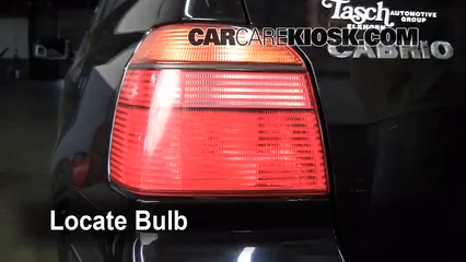 2002 Volkswagen Cabrio GLX 2.0L 4 Cyl. Lights Turn Signal - Rear (replace bulb)