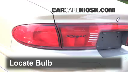 2003 Buick Regal LS 3.8L V6 Lights Turn Signal - Rear (replace bulb)