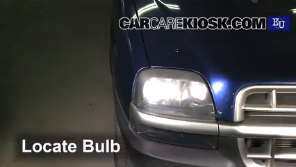 2003 Fiat Doblo Malibu 1.9L 4 Cyl. Diesel Lights Turn Signal - Front (replace bulb)