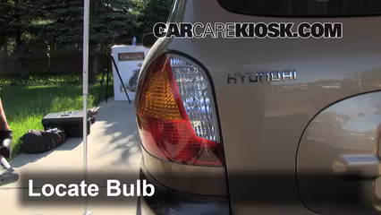 2003 Hyundai Santa Fe GLS 3.5L V6 Éclairage Feux de position arrière (remplacer ampoule)