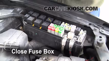 Replace a Fuse: 2001-2006 Mazda Tribute - 2001 Mazda ... 04 ford sport trac fuse box diagram 