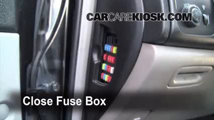 Interior Fuse Box Location: 2004-2006 Suzuki Verona - 2004 ... 2004 lancer fuse box diagram 