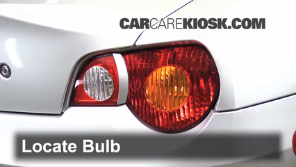 2004 BMW Z4 2.5i 2.5L 6 Cyl. Éclairage Feu stop (remplacer ampoule)