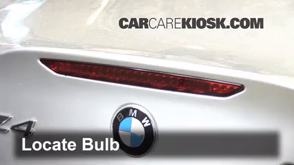 2004 BMW Z4 2.5i 2.5L 6 Cyl. Éclairage Feu de freinage central (remplacer l'ampoule)