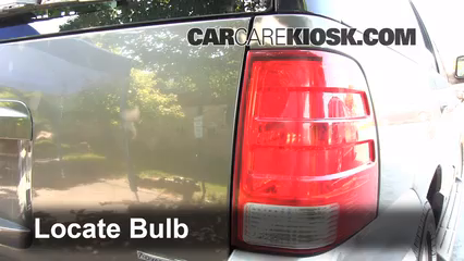 Brake Light Replacement: 2006 Ford Expedition XLT 5.4L V8