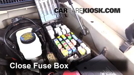 Replace A Fuse 2002 2005 Ford Explorer 2005 Ford Explorer