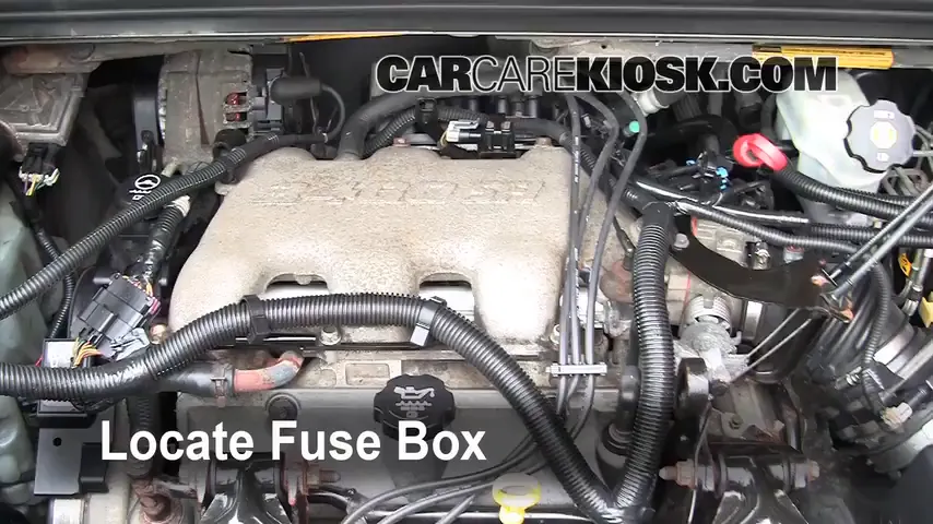Replace a Fuse: 2005 Buick Rendezvous CX 3.4L V6