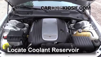 2005 Chrysler 300 C 5.7L V8 Coolant (Antifreeze) Check Coolant Level