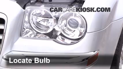 2005 Chrysler 300 C 5.7L V8 Lights Headlight (replace bulb)