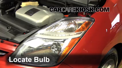 2005 Toyota Prius 1.5L 4 Cyl. Éclairage Feu clignotant avant (remplacer l'ampoule)