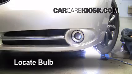 2006 Buick Lucerne CXS 4.6L V8 Éclairage Feu antibrouillard (remplacer l'ampoule)