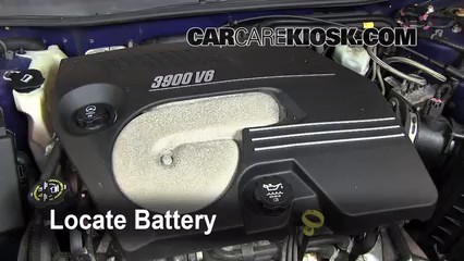 2006 Chevrolet Monte Carlo LT 3.9L V6 Batterie Nettoyer la batterie et les cosses