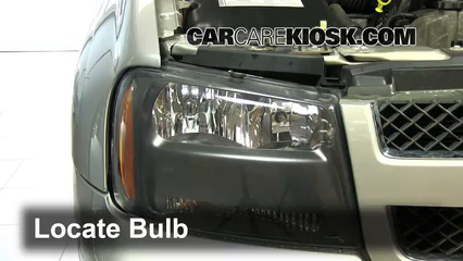 2006 Chevrolet Trailblazer LT 4.2L 6 Cyl. Lights Headlight (replace bulb)