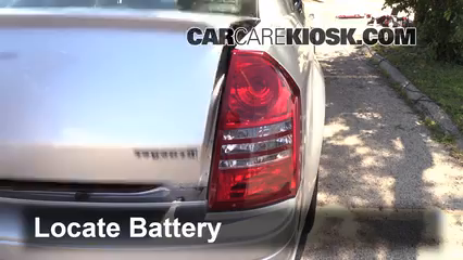2006 Chrysler 300 C SRT8 6.1L V8 Batterie Nettoyer la batterie et les cosses